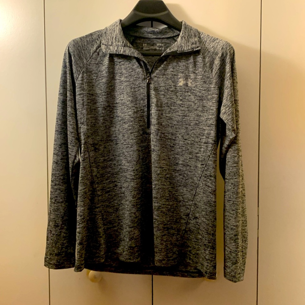 Under Armor EUC Heat Gear Half Zip Long Sleeve Top